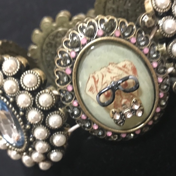 Betsey Johnson Jewelry - Authentic Betsey Johnson bracelet